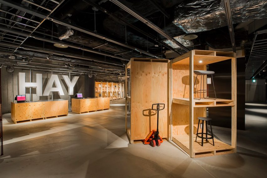 De la depozit la magazin: transformarea spațiilor industriale în pop-up shops de sezon