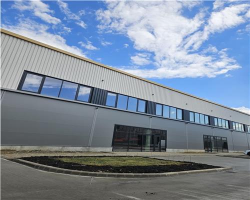 Spatii Industriale - 936 mp - Productie - Depozitare - Distributie - E-commerce