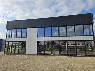 Commercial Showroom Space – 650 sqm – Storage
