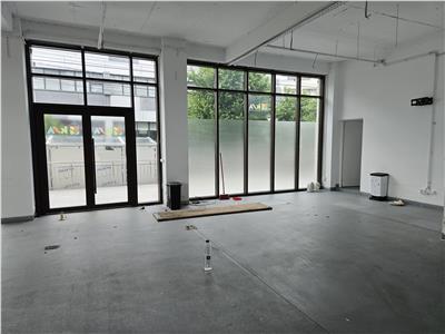 Commercial Space – 200 sqm – Showroom – Services – Medical Clinic