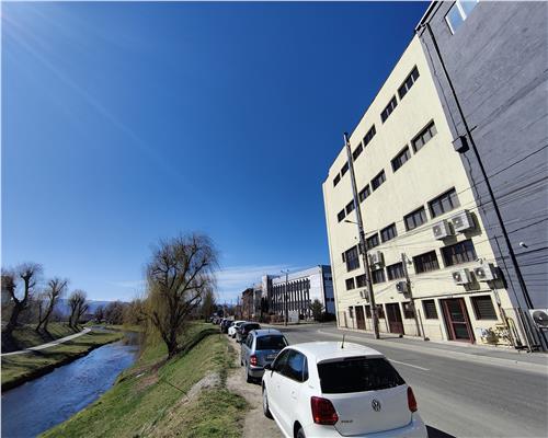 Spatii Birouri - 1500 mp - Piata Cibin