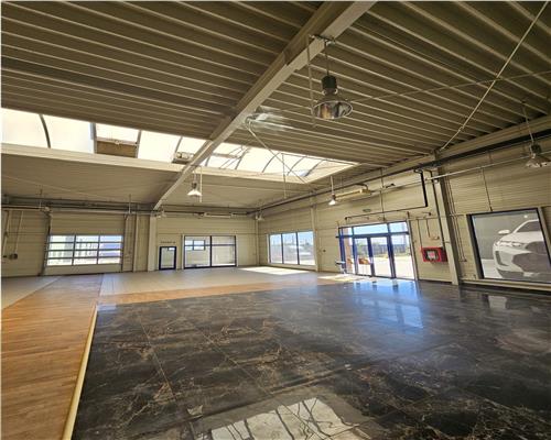 Fully Equipped Auto Showrrom  – 1850 sqm – Soseaua Alba Iulia