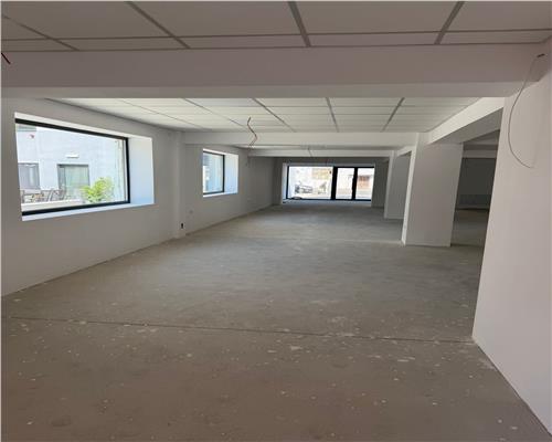 Commercial Space - 200 sqm - Showroom - Retail - Services